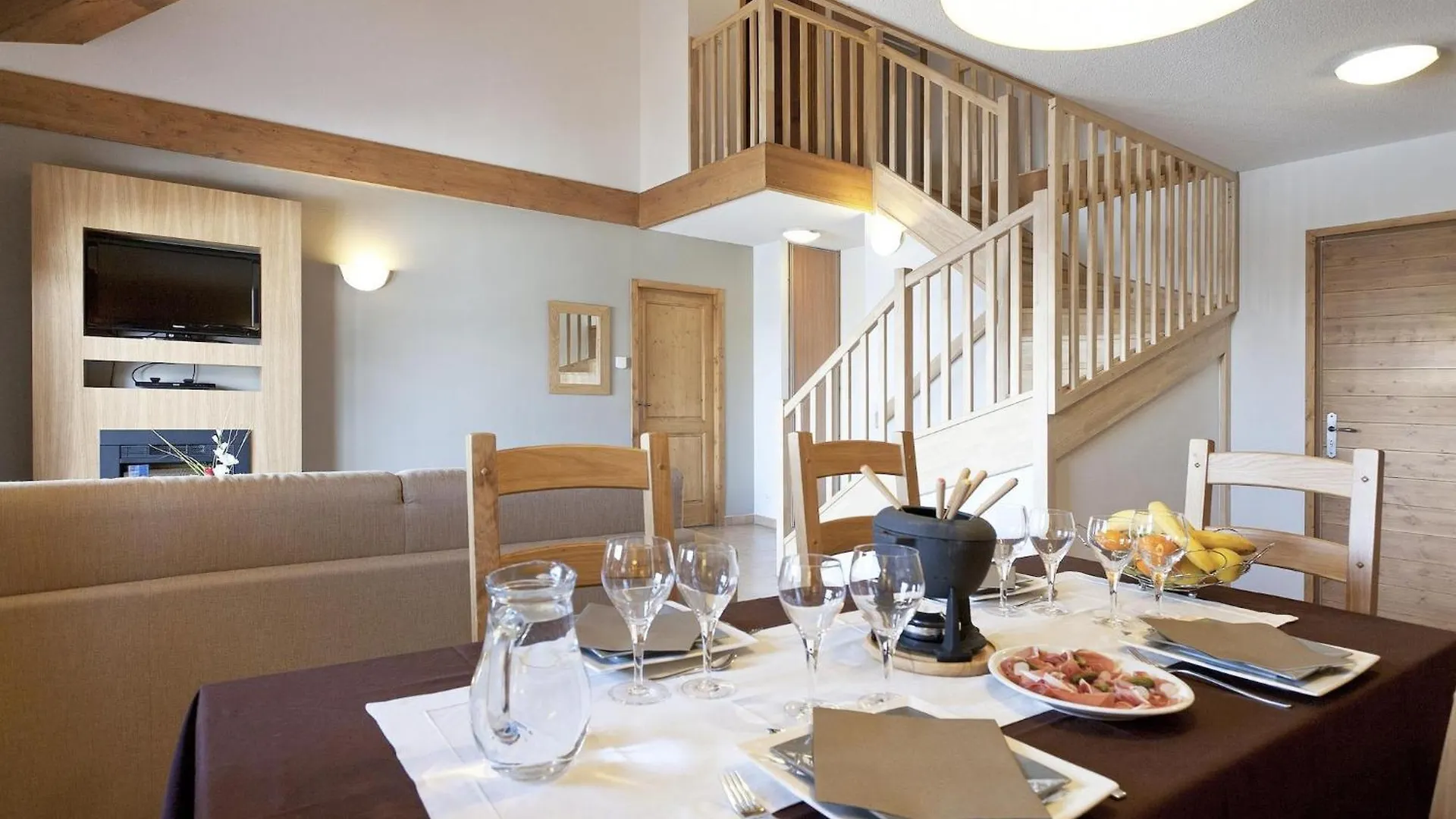 4 Pieces 8 Pers Apartment Sainte-Foy-Tarentaise France